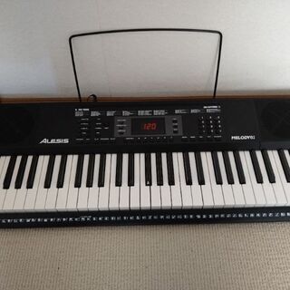 Alesis 電子キーボード 61鍵 内蔵スピーカー・マイク・ス...