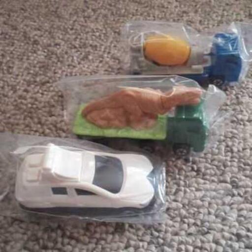 J A F モータースポーツステッカー ﾄﾐｶミニカー付 ボンボヤージュ バスセンター前の靴 バッグの中古あげます 譲ります ジモティーで不用品の処分