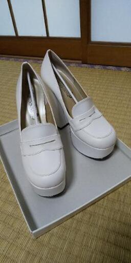 取引中 コスプレ用 白の厚底ローファー さきこ てだこ浦西の靴 ローファー の中古あげます 譲ります ジモティーで不用品の処分