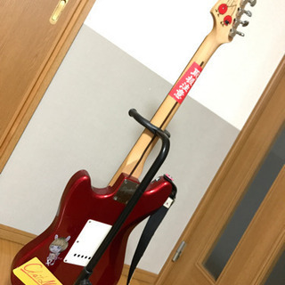弦楽器、ギター 娘のギター。アンプもお付けします。