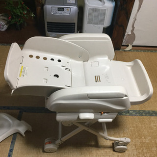 ベビー用品 コンビ ハイローチェア