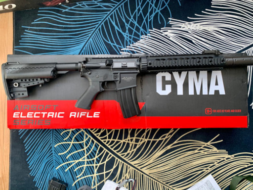 【サービスでバッテリー付けます】電動エアガン CM 631BK スポーツライン M4系統です