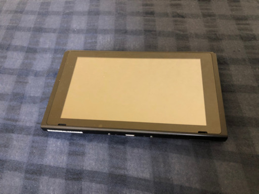 ほぼ未使用 美品 新型 任天堂 Nintendo Switch 値下げしました【美品