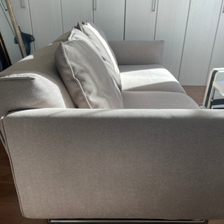 クラスティーナインターファニチャー　2.5人掛けソファ