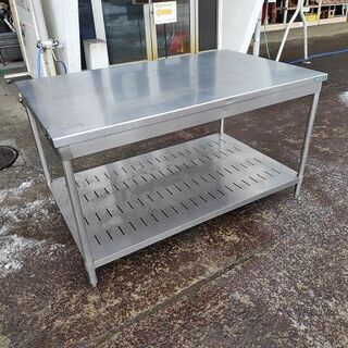 タニコー　ステンレス作業台『使用感あり』幅1500　高さ835　【リサイクルショップサルフ】 タニコー ステンレス作業台『使用感あり』幅1500 高さ835 【リサイクル