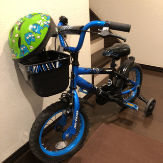 幼児用自転車　補助輪付き　ヘルメット付き