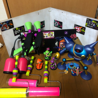 スプラトゥーングッズとドラクエグッズ