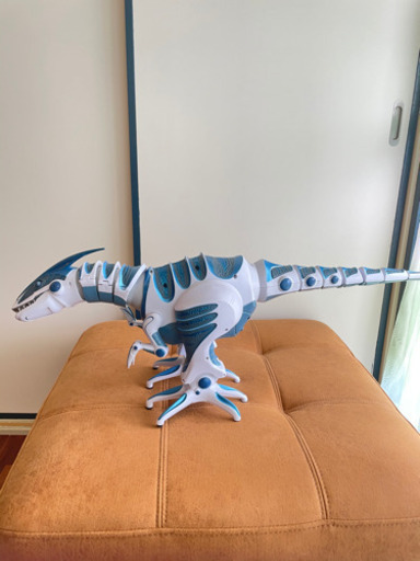クリスマスプレゼントに 動く恐竜 ロボザウルス アラジン 赤嶺の子供用品の中古あげます 譲ります ジモティーで不用品の処分