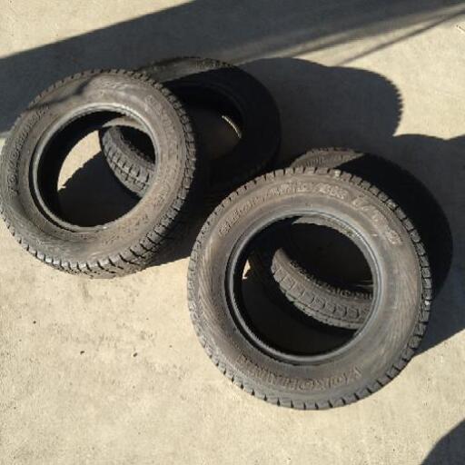 バリ山　シワ付きスタッドレス　215/70R16 4本セット　ジオランダー　組み換え出来ます バリ山 シワ付きスタッドレス 215/70R16 4本セット ジオランダー