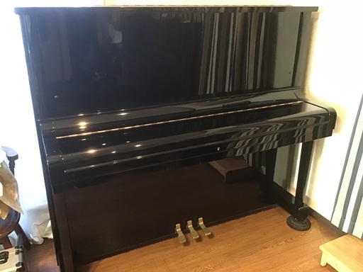 アポロA-8　中古ピアノ（アップライトピアノ）