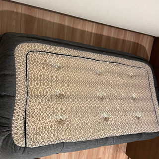 リーンロゼ　トーゴ　3人掛けソファ