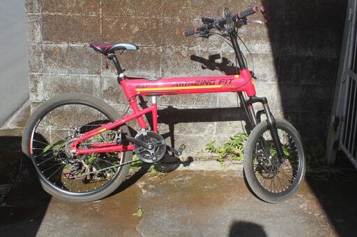 折り畳み式マウンテンバイク ユニークフレーム タイヤ前20－後26インチ 3×7速SHIMANO 前後ディスクブレーキ
