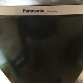 冷蔵庫　Panasonic NR-B146W