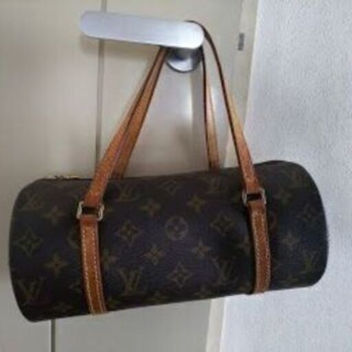LOUIS VUITTON (ルイヴィトン) パピヨン モノグラム