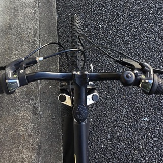 動作＞DREADNOUGHT・ドレッドノート 26インチ 折りたたみ・マウンテン