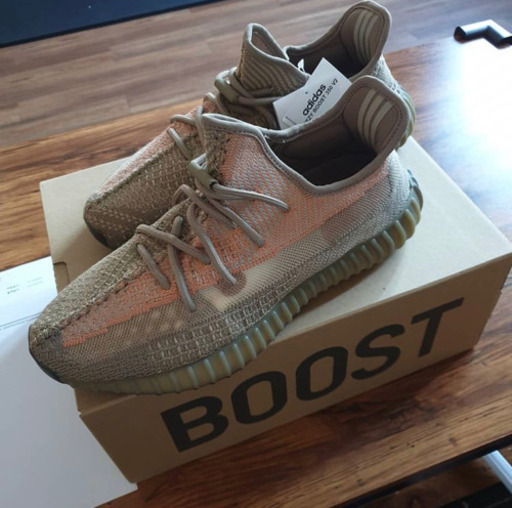 YEEZY BOOST 350 V2 正規品　限定品