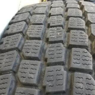 195/80R15 スタッドレス 8〜9分山 SY01 ハイエース キャラバン等