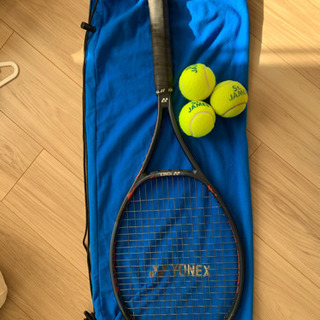 テニスラケット（硬式）＋ボール