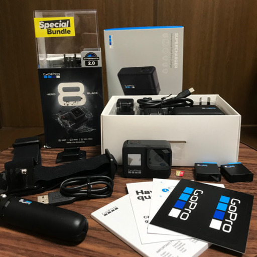 GoPro HERO8 Black 限定BOXとスーパーチャージャー　セット 25760円