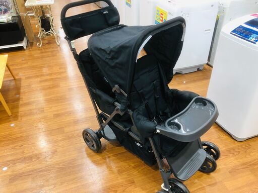 二人乗りベビーカー　JOOVY　入荷しました！