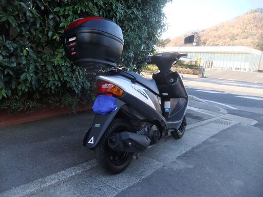 スズキ　アドレスV125G(K6タイプ)　中古実動美車　バッテリーフル充電済み　オイル交換渡し　リアBOX(GIVI)付き　ナンバー登録書類有 スズキ アドレスV125G(K6タイプ) 中古実動美車 バッテリーフル充電済み