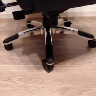 値下げ！AKRacing ゲーミングチェア Premium 低座面タイプカーボンブラック