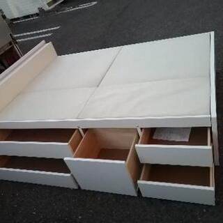 J16収納付き　ダブルベッド枠　