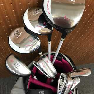 【12/31値下げしました！】【初心者・レディース】ゴルフバック（adidas）、ゴルフクラブ10本セット（マルマン FIGARO）、ボール・ティー・カウンターのおまけ付き！すぐに始められます！