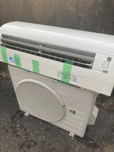 エアコン　ダイキン　DAIKIN R28NES 2012年製　R410A 冷媒　リモコン付　使用可能