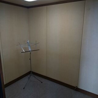 防音室（楽器演奏・ボーカル等に使えます）・改装のため格安にてお譲りします。