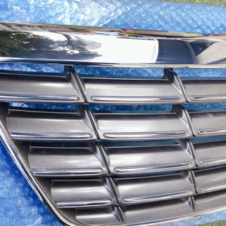 クラウン180系後期フロントグリル