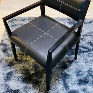 ダイニングチェア４脚セット無料で差し上げます。