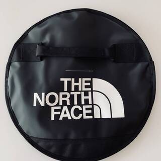 MM6 x THE NORTH FACE Circle Base Camp clutch