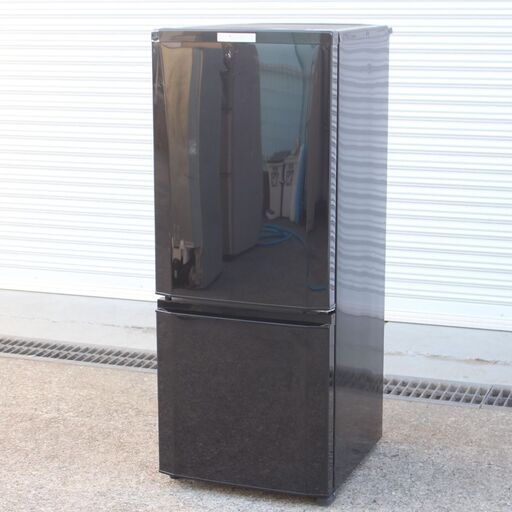 T043) MITSUBISHI 三菱 高年式 2019年製 2ドア冷凍冷蔵庫 MR-P15D-B 146L サファイヤブラック 一人暮らし 単身 向け