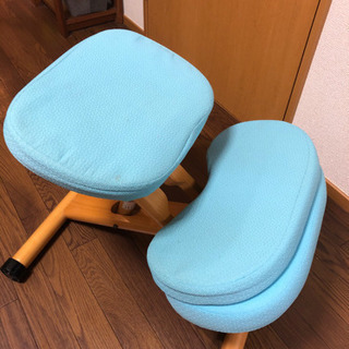 学習椅子　プロポーションチェア　バランスチェア　姿勢矯正イス