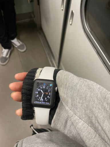 イヤホンApple Watch3GPS中古ながら美品