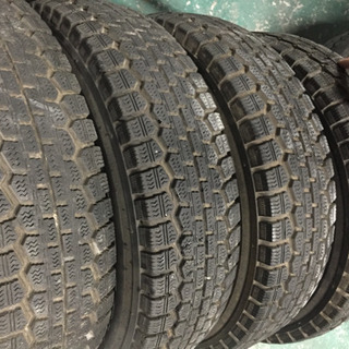 早い者勝ち！バリ山スタッドレスホイールつき！145R12 エブリィなど軽自動車全般に！ 早い者勝ち！バリ山スタッドレスホイールつき！145R12 エブリィなど軽