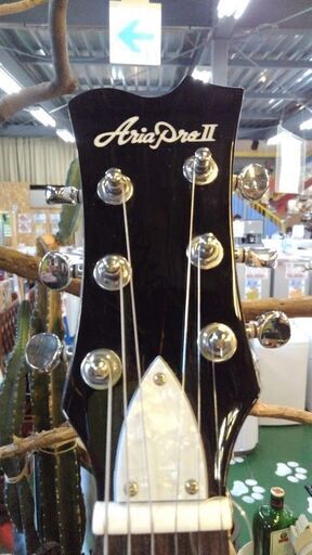 【愛品倶楽部柏店】アリアプロ2　エレキギター　何かに似てるボディー　バンド　楽器【問合わせ番号：125-009651 002】柏市周辺（柏、松戸、流山、我孫子）出張買取 持込買取 引越し 処分 不要 生前整理 遺品整理 ご相談を！【店舗同時販売中】 愛品倶楽部柏店】アリアプロ2 エレキギター 何かに似てるボディー