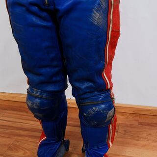 4316 クシタニ レーシングスーツ M 革つなぎ ネイビー系 Ｍサイズ 愛知県岡崎市 直接引取可 4316 クシタニ レーシングスーツ M 革つなぎ ネイビー系 Mサイズ 愛知