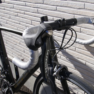 Focus Izalco Pro 3.0 ULTEGRA(アルテグラ) 6800 2×11