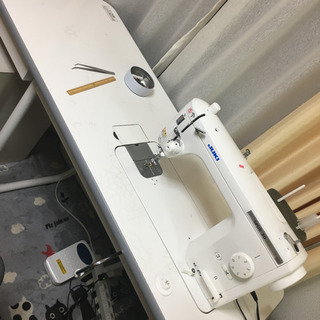 お取引中！JUKI ミシンテーブル