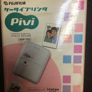 富士フイルム　pivi チェキ