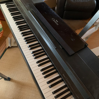 クラビノーバ　電子ピアノ