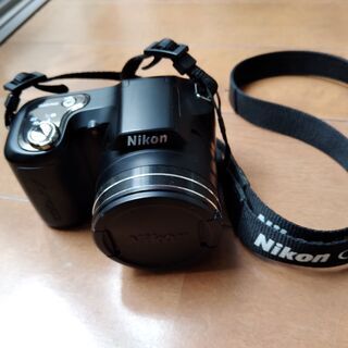 ￥100 Nikon ニコンのカメラ 中古 恐らく故障