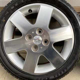 スタッドレスタイヤ　KENDA 165/50R15 1シーズンのみ使用　軽自動車