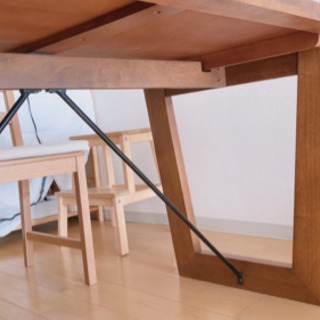 ウォールナット無垢　ダイニングテーブル