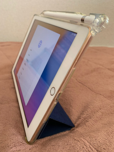 iPad 純正pencil付 128GB WiFiモデル第6世代 純正カバー付 | www