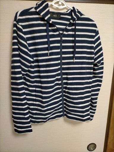 Azulメンズ ネイビーボーダーパーカー 未使用品 ひこにゃん 武蔵小山のパーカー メンズ の中古 古着あげます 譲ります ジモティーで不用品の処分
