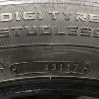 DUNLOP WINTER MAXX SJ8 225/60R18 18インチ スタッドレス 4本 2017年製 バリ溝 エクストレイル エスクード等　(TC278) クレジットカード QR決済可能