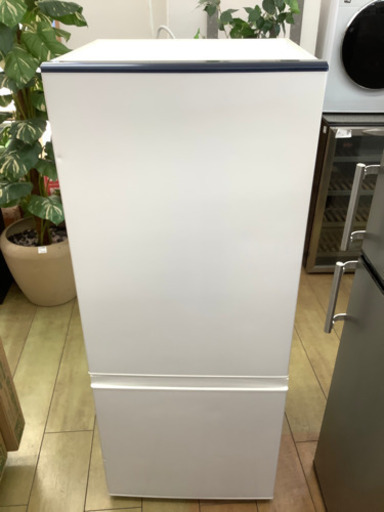 【珍デザイン冷蔵庫入荷‼︎ 北欧風デザインが好きな方是非‼︎】AQUA 2ドア冷蔵庫